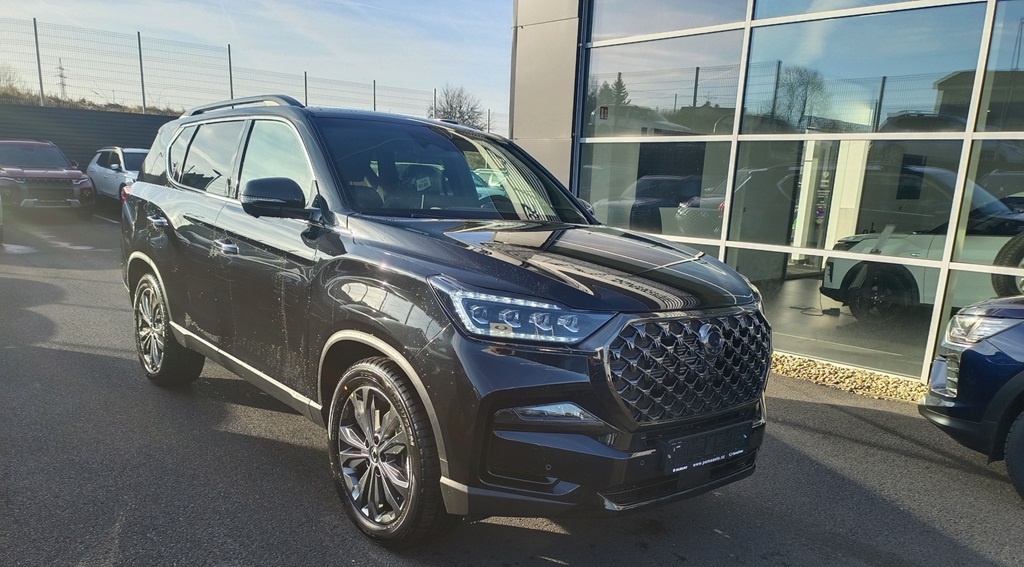 SsangYong REXTON BLACK EDITION